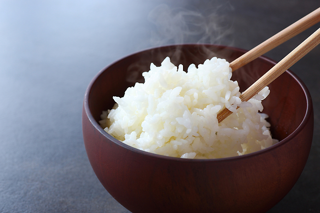 【太る原因は炭水化物じゃない？】ダイエット中に「白米」を美味しく食べるポイント