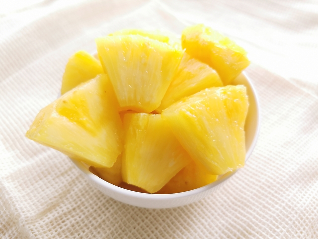 【ビタミンカラーで元気！】夏の定番果物「パイナップル」レシピおすすめ5選！