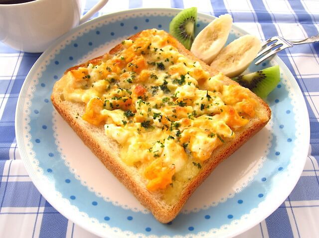 【424Kcal】ダイエット中の朝食に！菜の花＆ツナde春のチーズトースト-ダイエットレシピ