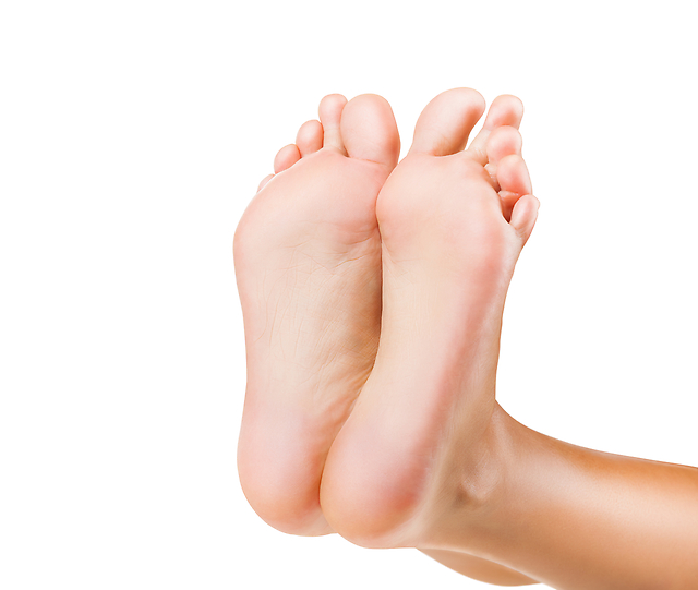 【憧れの美脚へ】簡単にできる「足指じゃんけん」の効果とは？