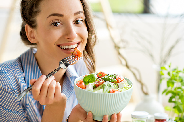 【カロリー計算不要！】管理栄養士が食事量の目安とチェック法を紹介