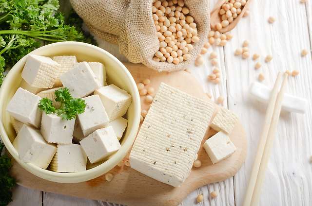 【メインで食べよう！】豆腐の栄養素とおすすめレシピ3選
