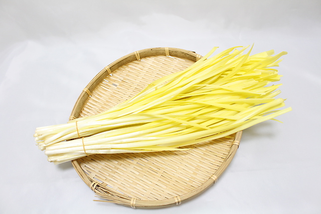 【岡山県のご当地食材】美しく輝く「黄ニラ」は脳の老化防止にも効果的？