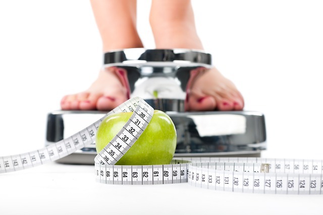 ダイエット中、体重はいつ測るのが正しいの？